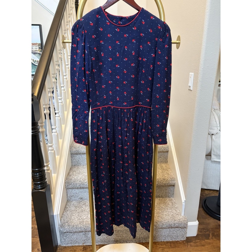 Vintage Lanz 70's  Rose Bud Dress Pockets Granny Granola Prairie Barn S